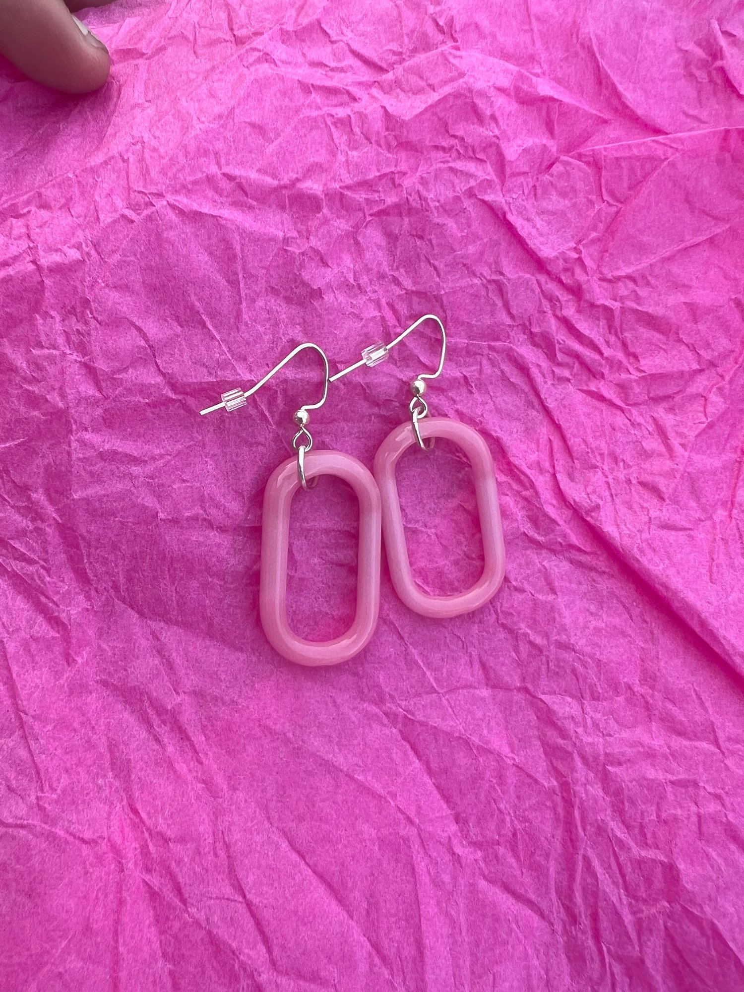 Image of Bubblegum single link earrings 
