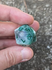 Image 4 of Pond Mist Standard D20 Single