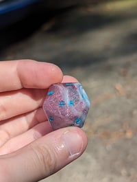 Image 2 of Turquoise Water and Pink Sands Lucky Star 22mm D20 Single