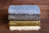 Image 2 of Faux fur short hair blue grey green ivory