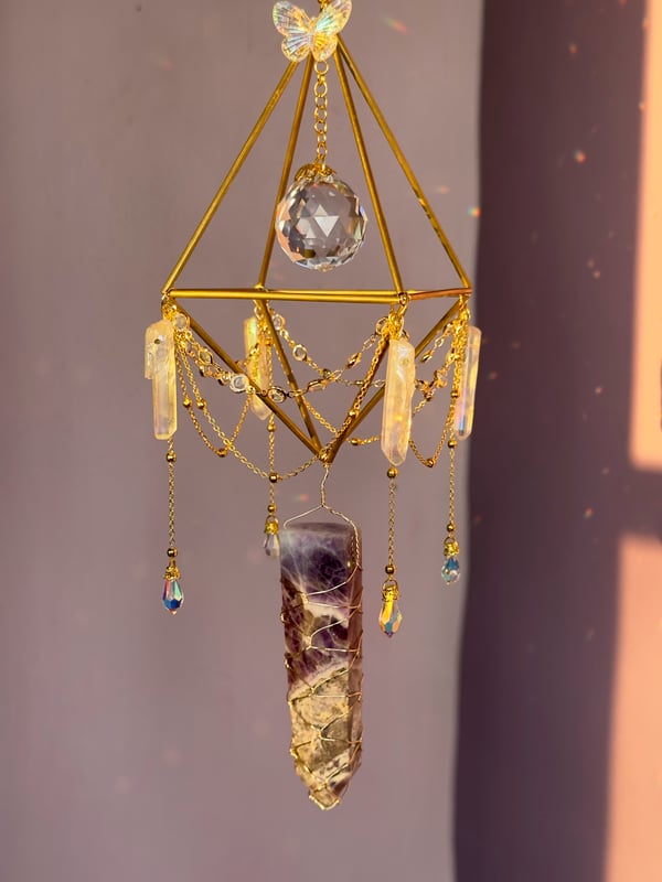 Image of Suncatcher amethyst
