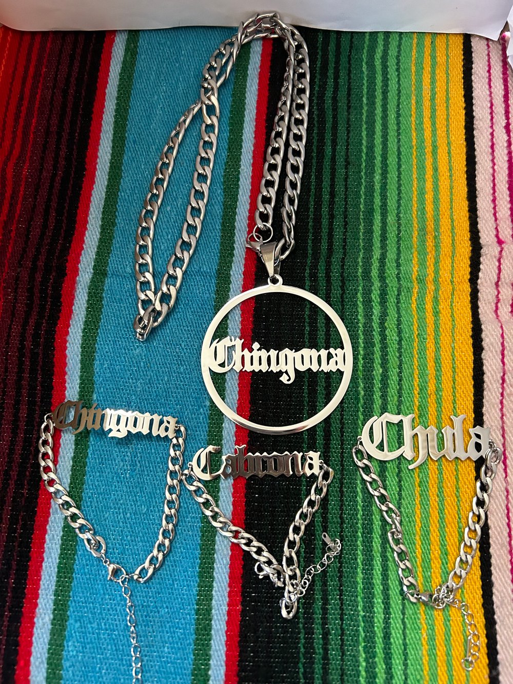 Chingona necklace