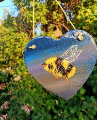 Image 1 of Bumble bee slate heart