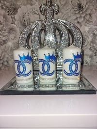 Image 1 of BLUE GLITTER CROWN CANDLE SET