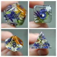 Image 3 of Floral Picnic 8 Piece Handmade Dice Set