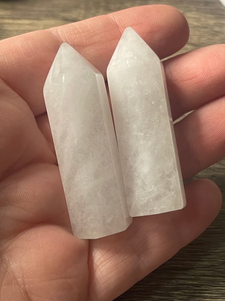 Image of Milky quartz small towers 