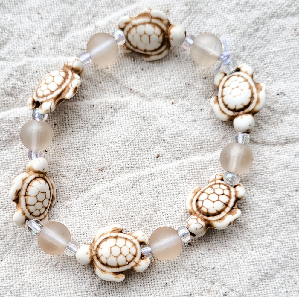 Tan turtle bracelet