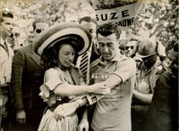 Image 2 of Original vinyle "Mon Tour de France" by Yvette Horner
