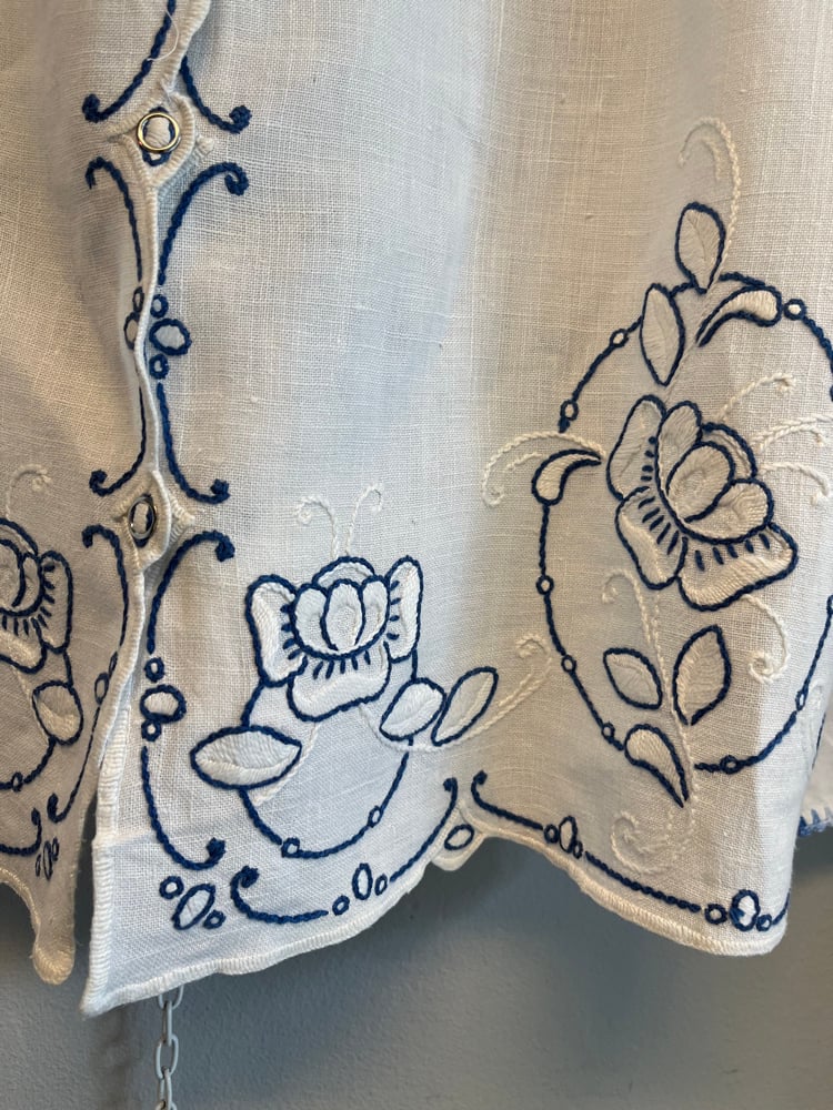Image of Blue embroidery shirt (small)