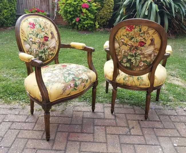 ANTIQUE SCALAMANDRE FABRIC FRENCH ARM CHAIR