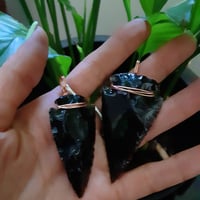 Image 1 of Obsidian arrow head