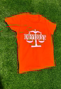 Kids "DIFFERENT"⚖️ T-shirt GREEN
