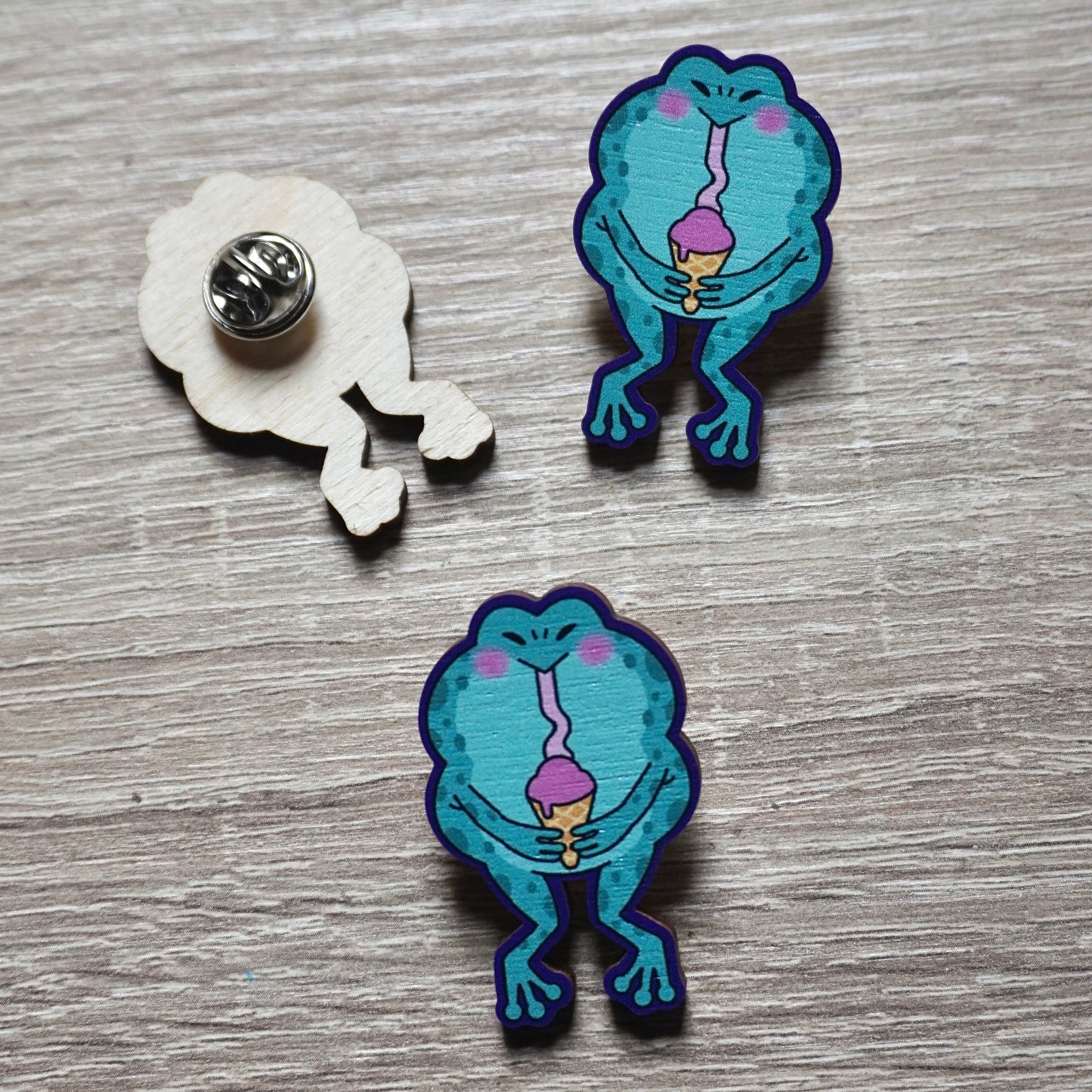 Sleepy Frog Wooden Pin