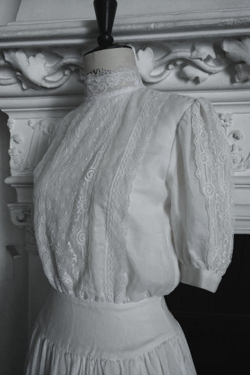Image of WHITE GUNNE SAX DRESS ※ by Jessica McClintock ※ Prairie, Cottage-core, Edwardian style