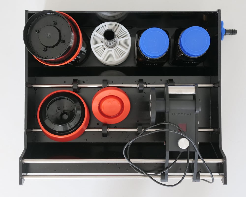 Filmomat Light: compact manual rotational film processing | CatLABS