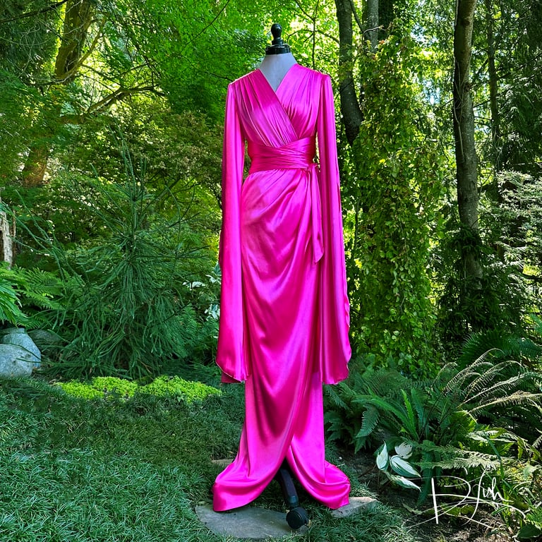 Totally Pink "Super Selene" Dressing Gown Image 2
