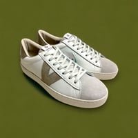 Image 3 of Victoria V logo lo top leather sneaker made in Spain 
