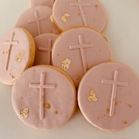 Image 2 of Cross Cookies ⛪️