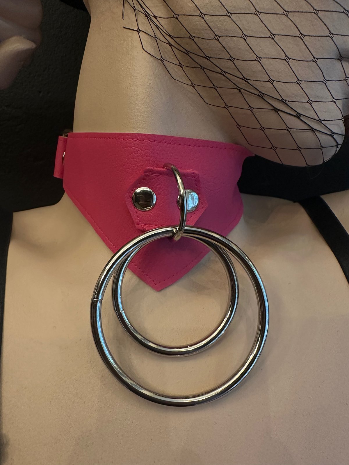 Charlotte collar Barbie pink 