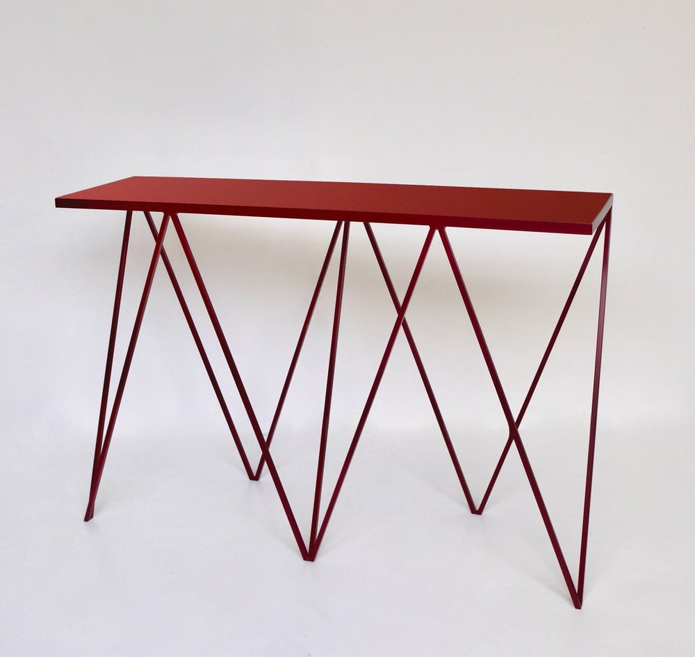 Image of Giraffe console table with natural linoleum top