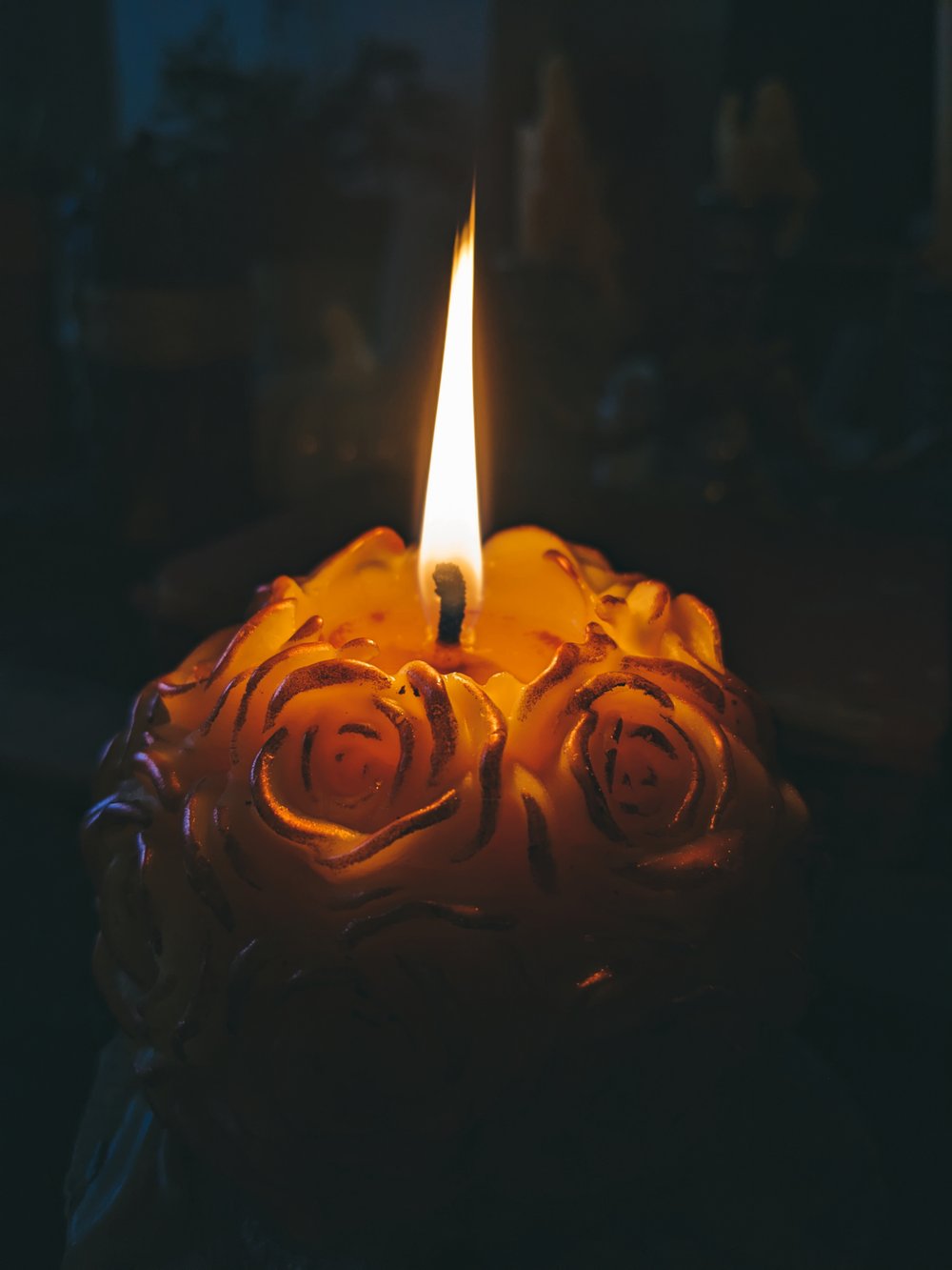 Image of Rose Ball Candle