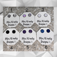 Image 2 of Stud Earrings 