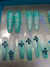 Image 2 of Mint green 22 pc Butterfly Love Ready to go box 
