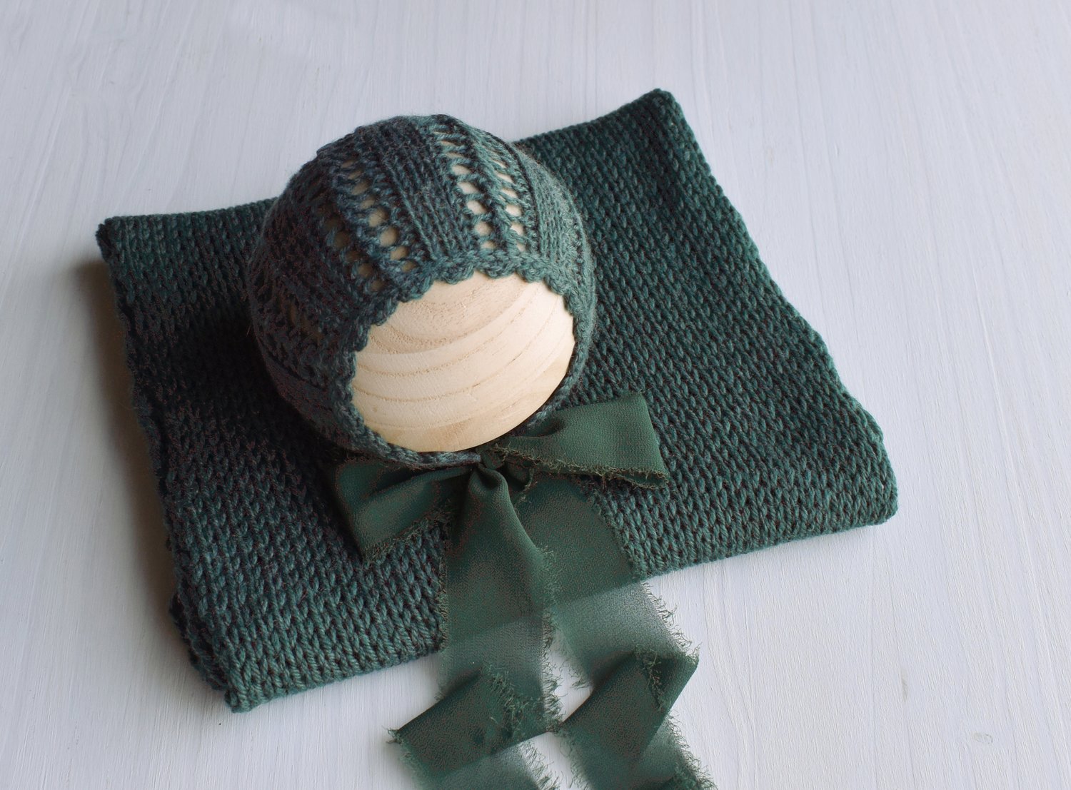 Image of Forest Lacy Knit Bonnet & Wrap 