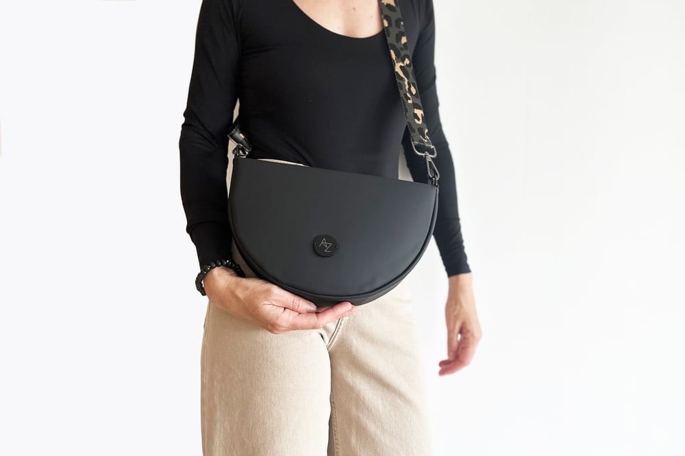 Image of Half moon bag Black