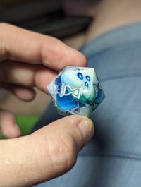 Image 4 of Sea Foam Death Save D20 Single