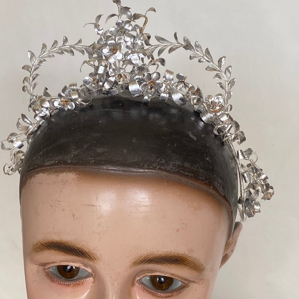 Image of ANTIQUE WEDDING CROWN