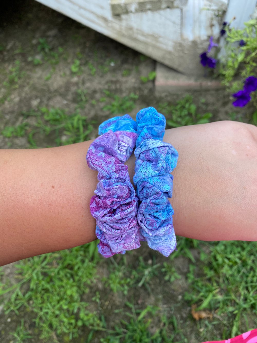 Tie Dye Scrunchie (Cool Colors)
