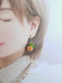 Image 5 of Orange Drops Earrings Natsumi 2.0 | Lemon Collection