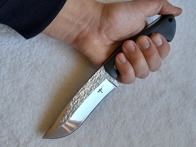 Fixed Blade Hunting Knife Stainless Steel Black Leather Sheath Ebony Wood Handle