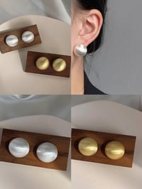 Image 1 of 圆形拉丝耳钉 round shape ear studs