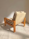 BUTACAS DE MADERA Y TAPICERÍA, AÑOS 60.