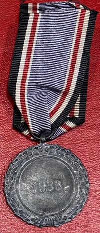 Image 3 of Inter-War (Nazi Germany) 1938 Luftschutz Medal (Air Raid Protection) 2nd Class - Original Issue