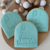 Image 2 of Cross & Foliage Arch Cookies 🌿