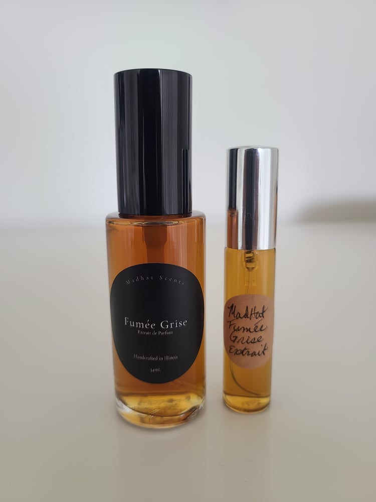 Image of Fumée Grise Extrait de Parfum - 3mL, 10mL & 34mL