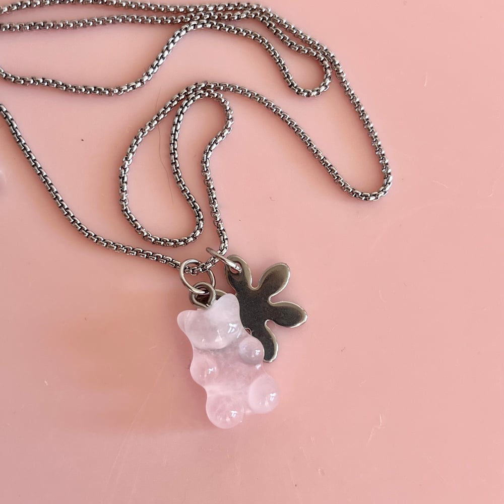 Image of Rose Quartz Bear and Flower Necklace
