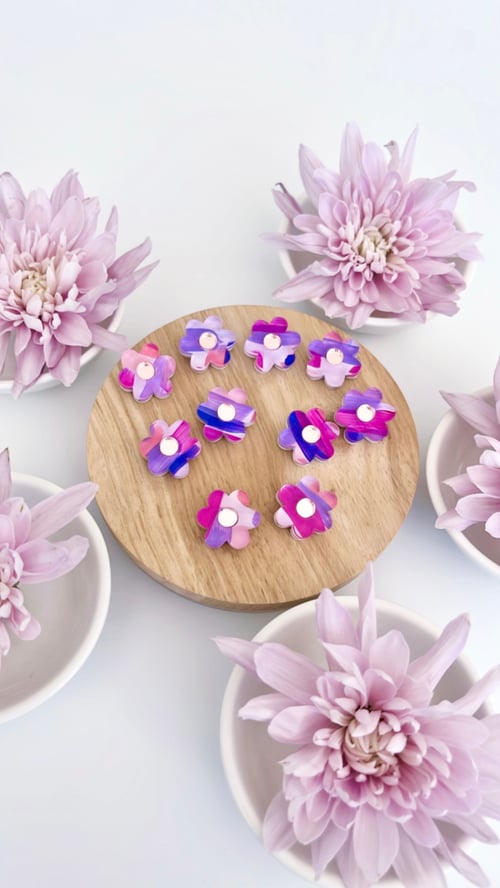 Image of Pink Lavender (hand-painted) Daisy Studs