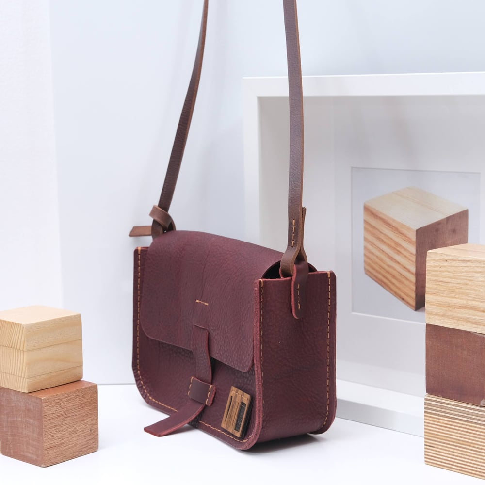 Image of Little Sling in vintage cherry
