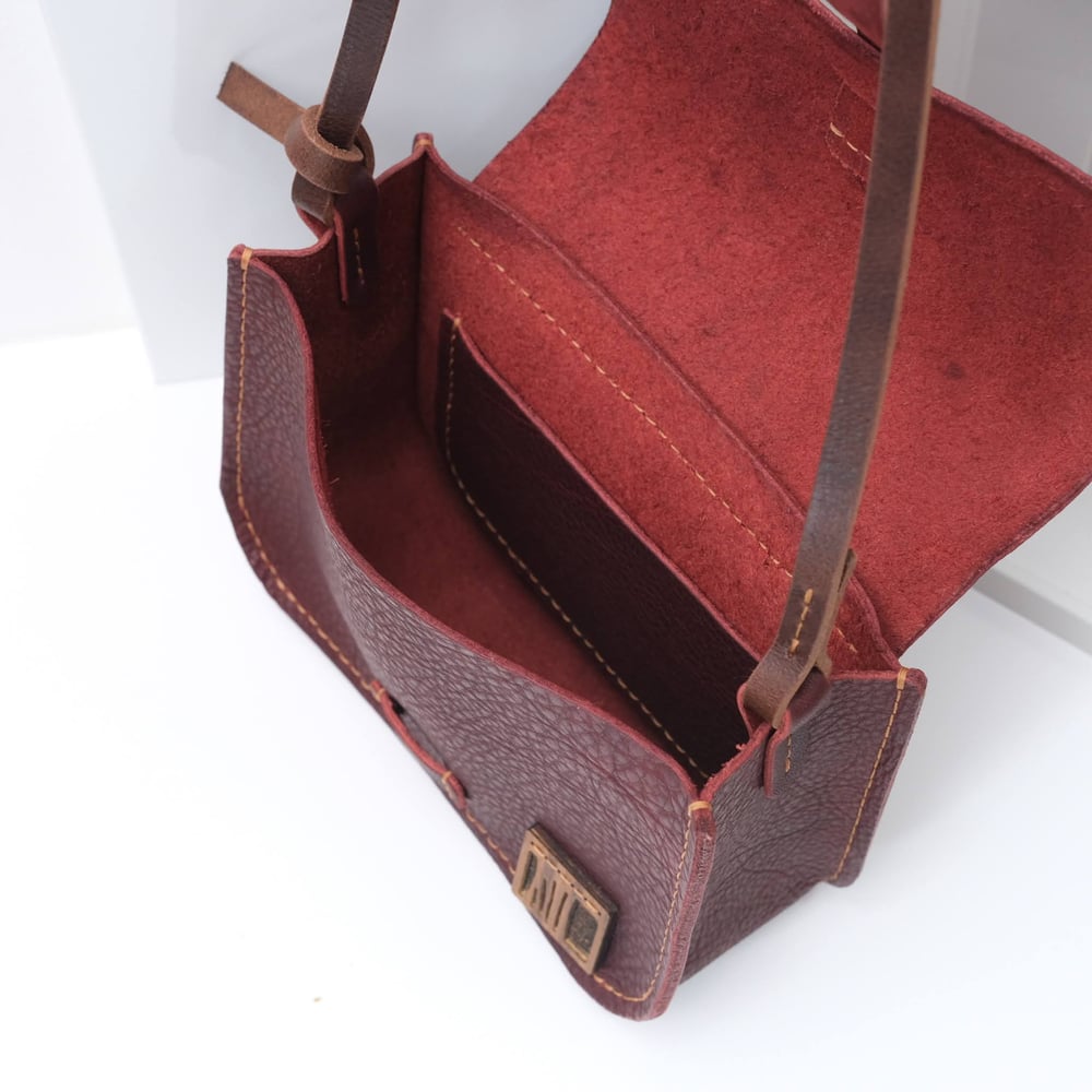 Image of Little Sling in vintage cherry