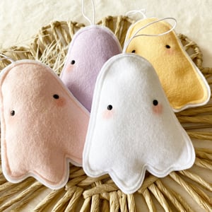 Image of Ghost decorations