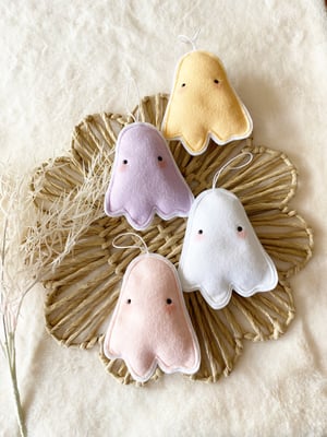 Image of Ghost decorations