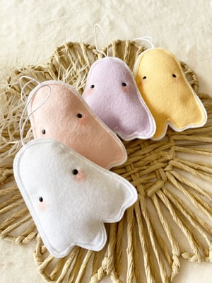 Image of Ghost decorations