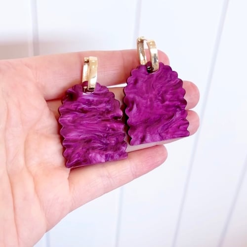 Image of Plum Passion Scallop Arch Dangles