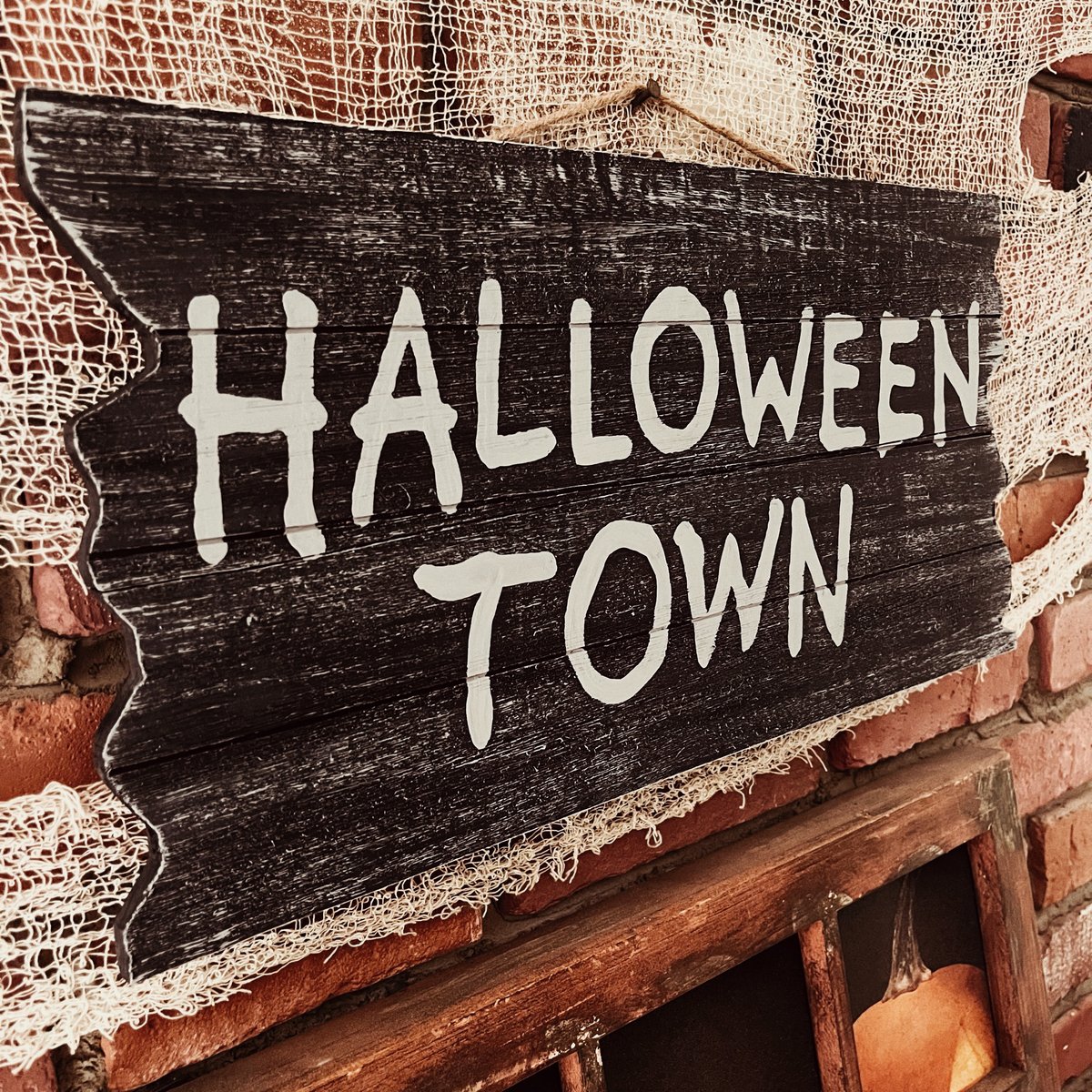 Halloween Town Decor Sign | WORN DOLL