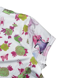 Image 3 of Roses, Spiders, Strawberries, and Pink frosted lady on the sleeve