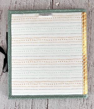 Image of Pre Cut Kit/Floss Flat +/Honey Bee Farm/Original Green Binding